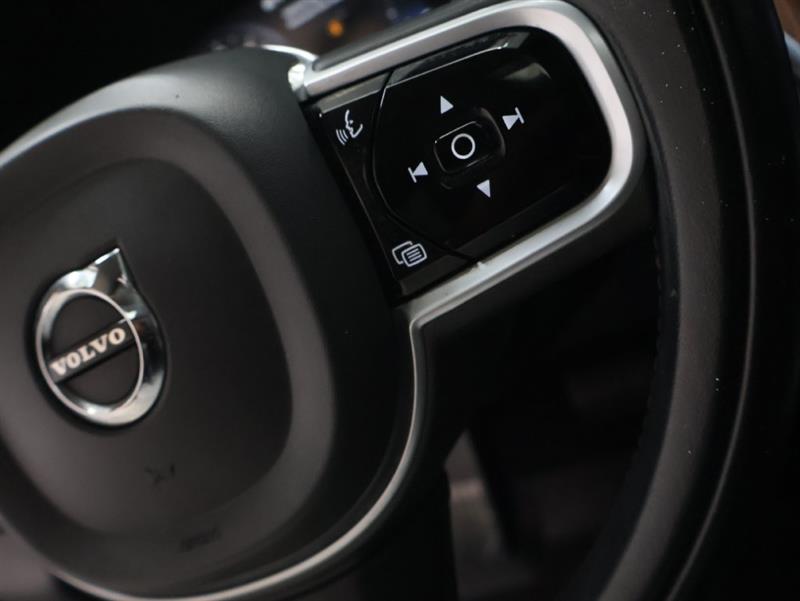 2021 VOLVO S60 MOMENTUM