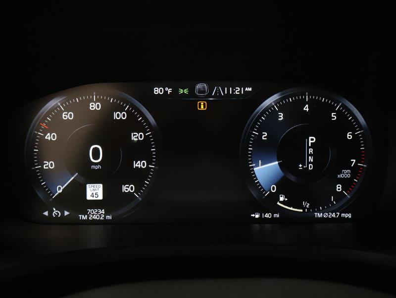 2021 VOLVO S60 MOMENTUM