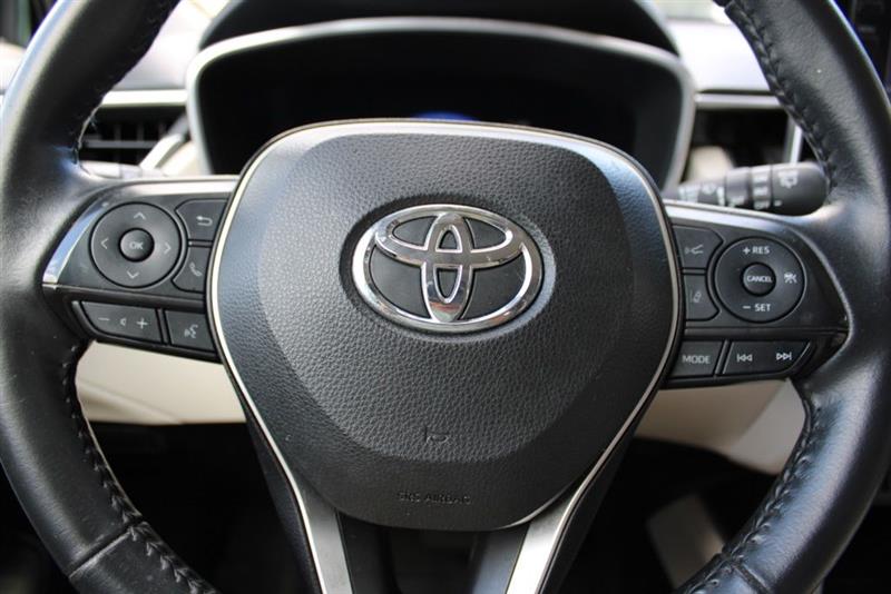 2022 TOYOTA COROLLA CROSS XLE