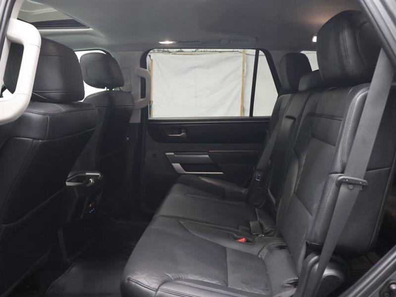 2024 TOYOTA SEQUOIA SR5