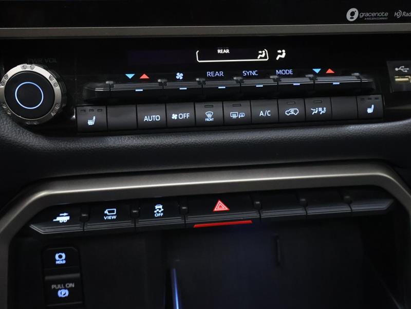 2024 TOYOTA SEQUOIA SR5