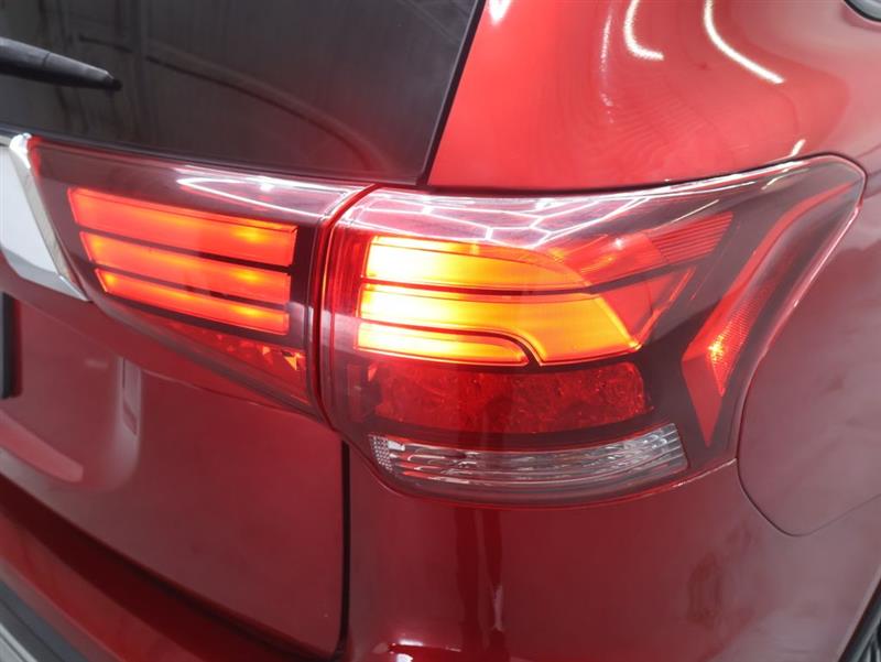 2020 MITSUBISHI OUTLANDER ES