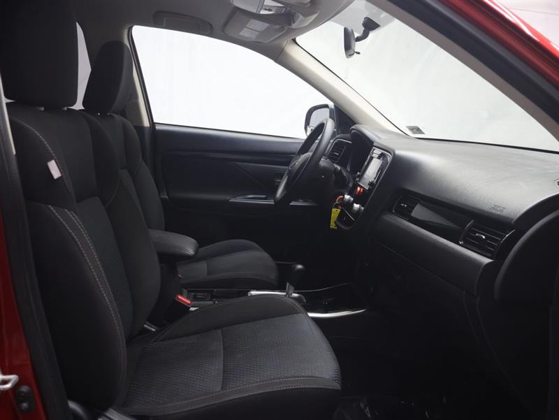 2020 MITSUBISHI OUTLANDER ES