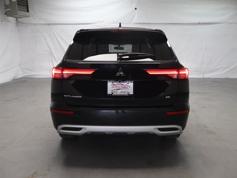 2024 MITSUBISHI OUTLANDER SE