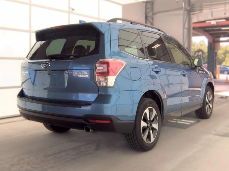 2017 SUBARU FORESTER LIMITED