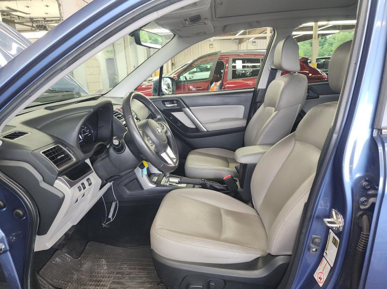 2017 SUBARU FORESTER LIMITED