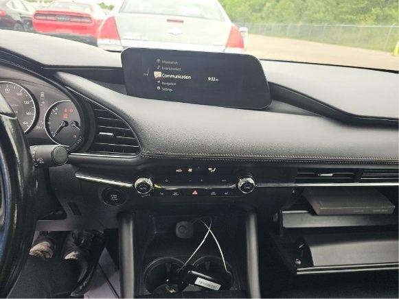 2022 MAZDA MAZDA3 HATCHBACK Premium