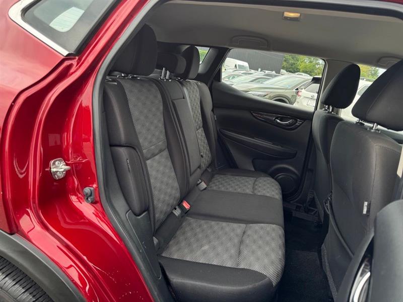 2022 NISSAN ROGUE SPORT SV