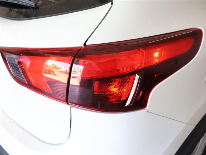 2019 NISSAN ROGUE SPORT SV