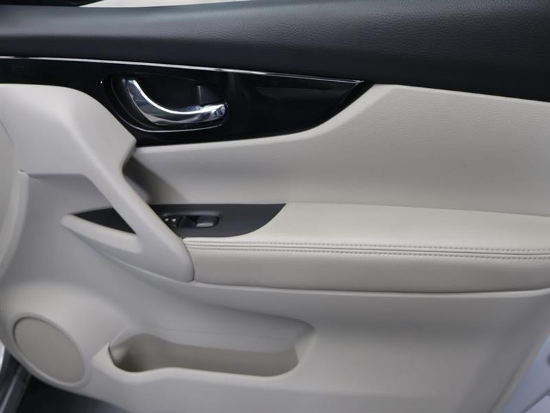 2020 NISSAN ROGUE SPORT SV