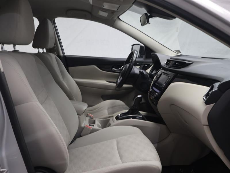 2020 NISSAN ROGUE SPORT SV