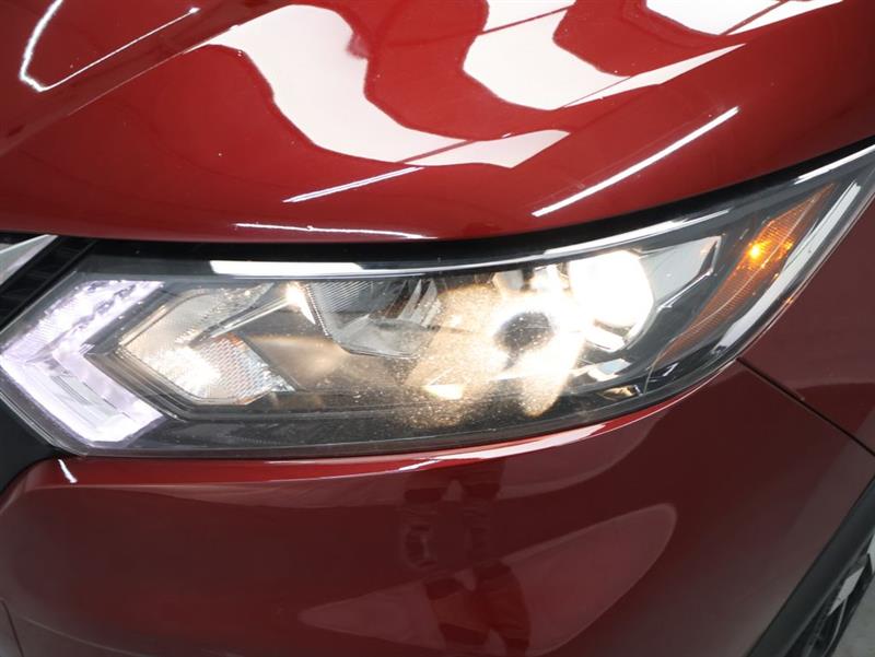 2020 NISSAN ROGUE SPORT SL