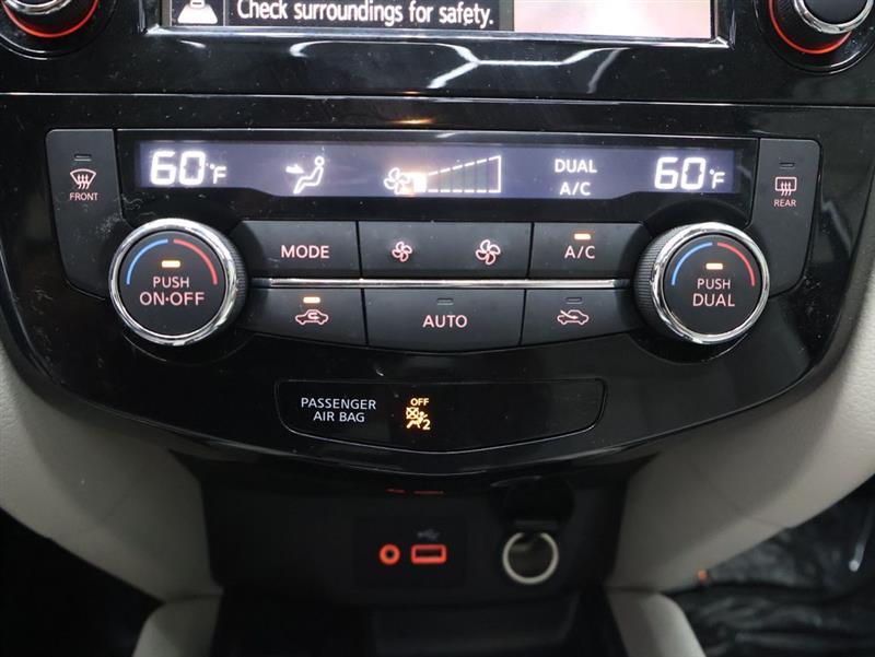 2022 NISSAN ROGUE SPORT SL