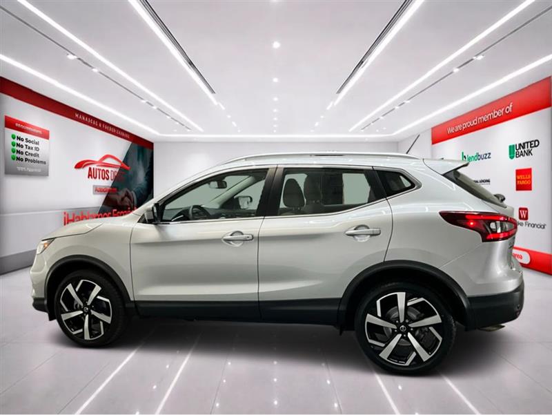 2022 NISSAN ROGUE SPORT SL