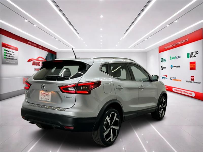 2022 NISSAN ROGUE SPORT SL
