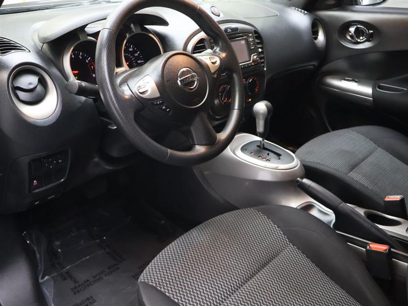2016 NISSAN JUKE S