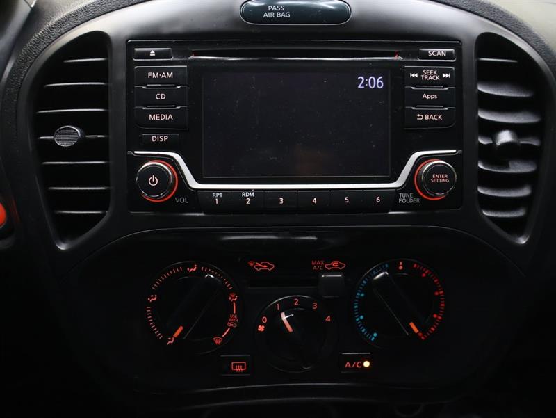 2016 NISSAN JUKE S