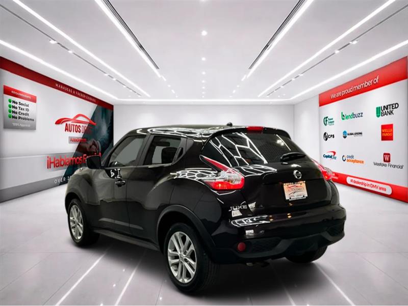 2016 NISSAN JUKE S
