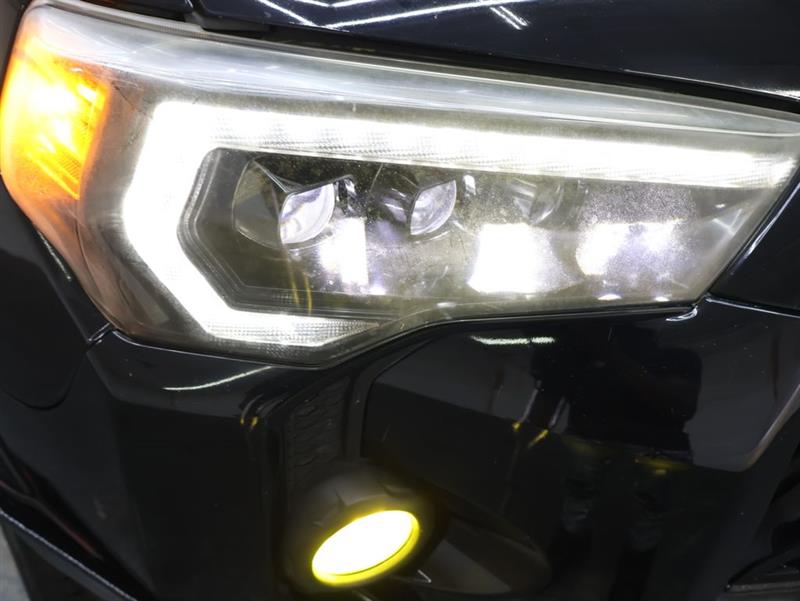 2020 TOYOTA 4RUNNER TRD Sport Premium