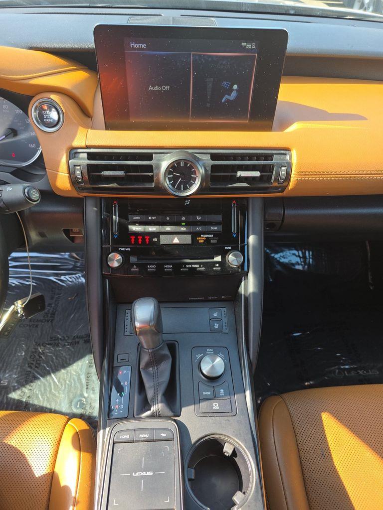 2023 LEXUS IS IS 300