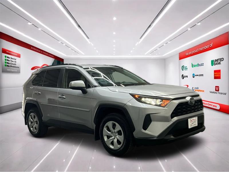 2019 TOYOTA RAV4 LE