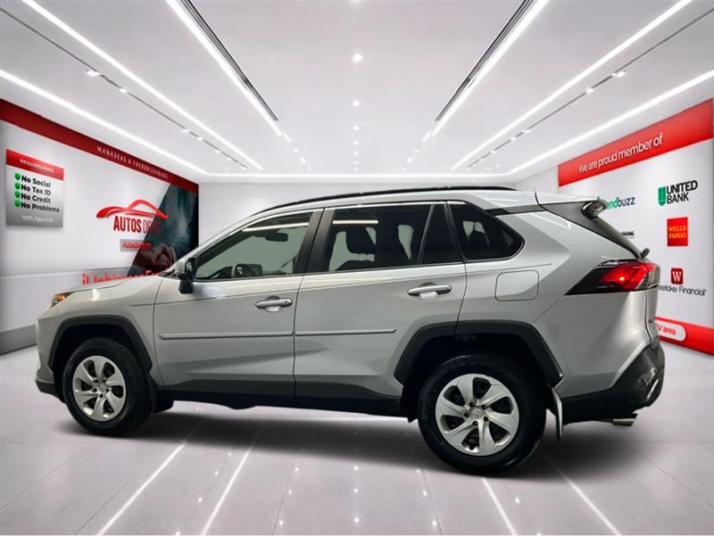 2019 TOYOTA RAV4 LE