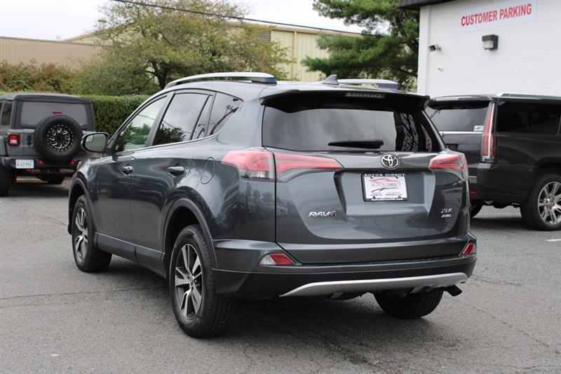 2017 TOYOTA RAV4 XLE
