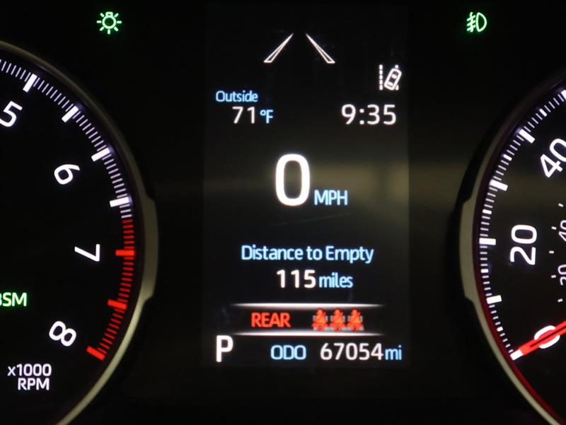 2019 TOYOTA RAV4 XLE