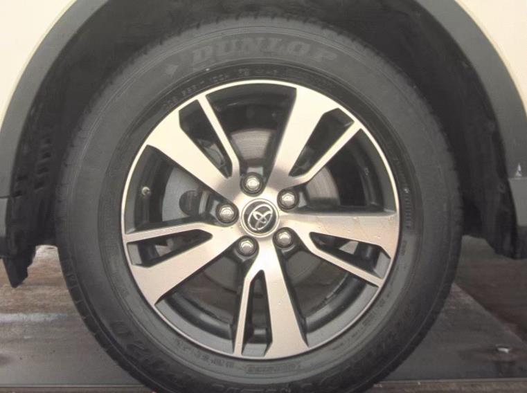 2018 TOYOTA RAV4 XLE