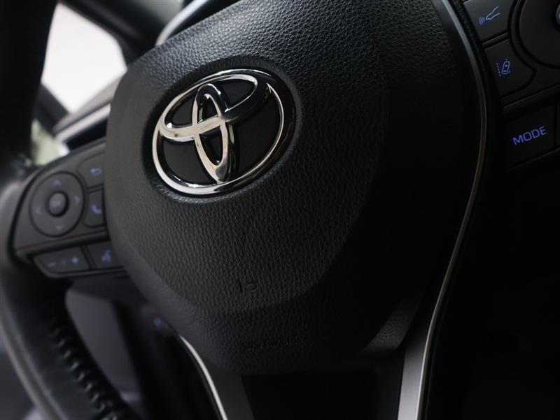 2022 TOYOTA COROLLA HATCHBACK XSE