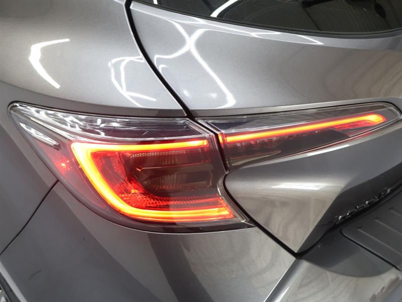 2022 TOYOTA COROLLA HATCHBACK XSE