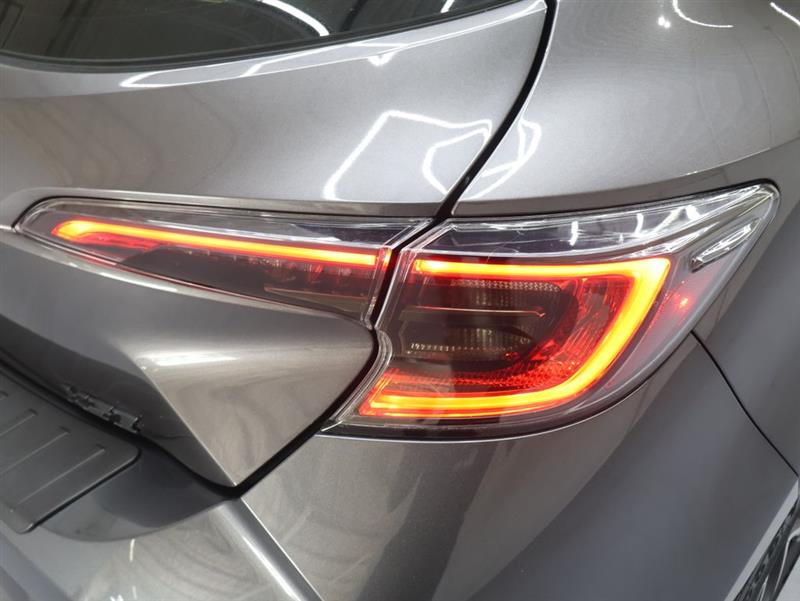 2022 TOYOTA COROLLA HATCHBACK XSE