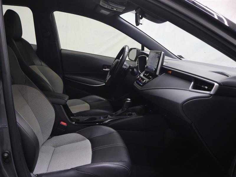 2022 TOYOTA COROLLA HATCHBACK XSE