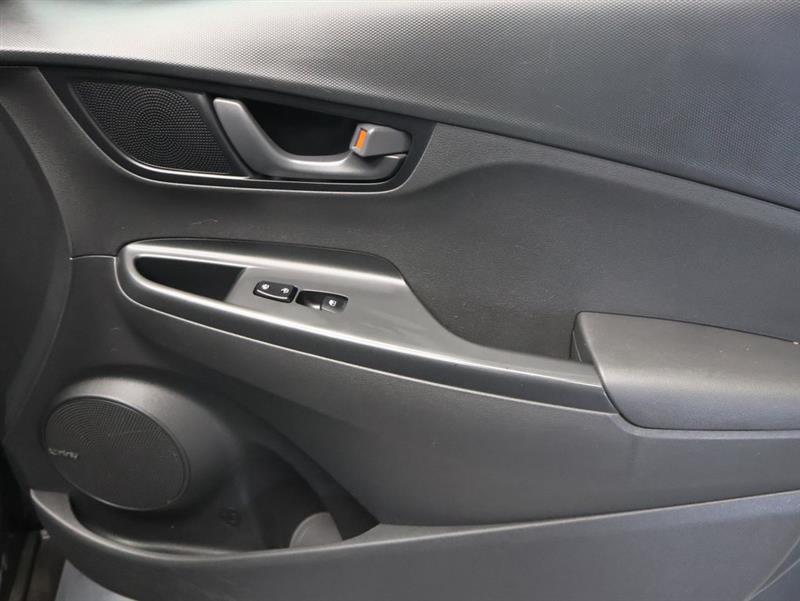 2021 HYUNDAI KONA SEL PLUS