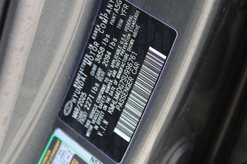 2025 HYUNDAI ELANTRA SEL Sport
