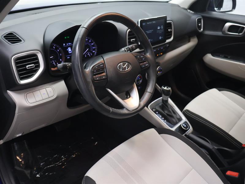 2022 HYUNDAI VENUE SEL