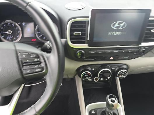 2022 HYUNDAI VENUE SEL