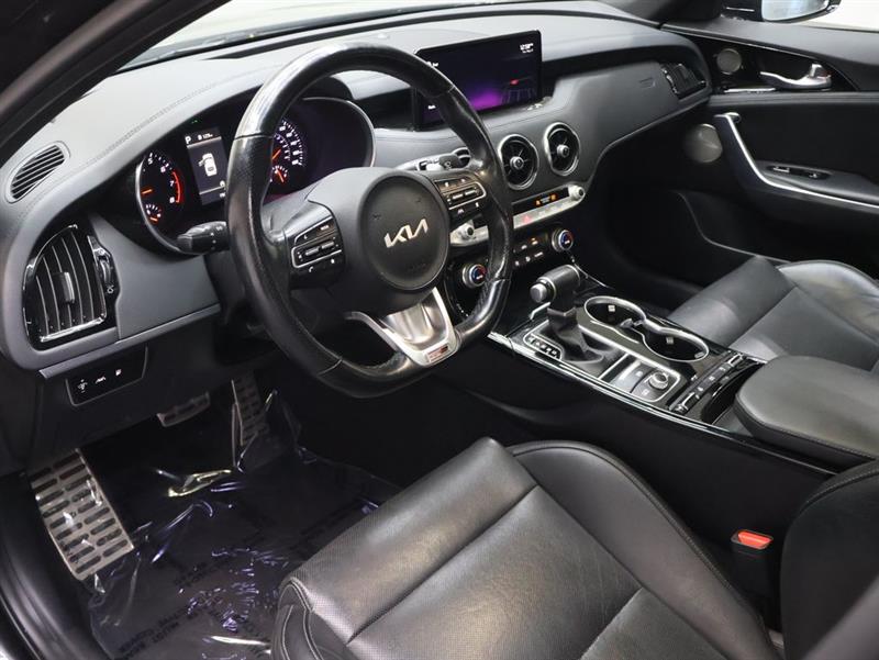2022 KIA STINGER GT-LINE