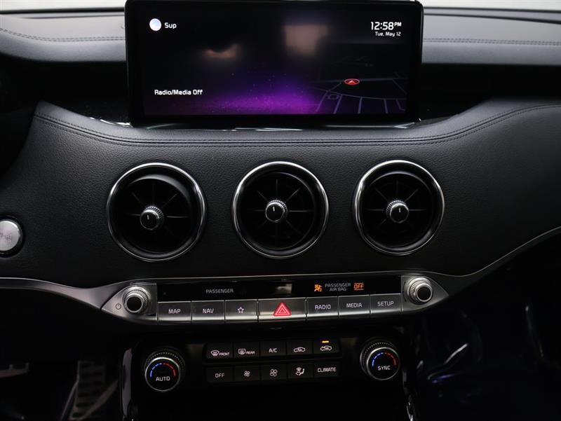 2022 KIA STINGER GT-LINE