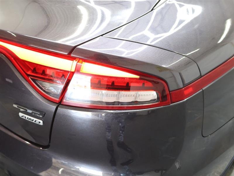 2022 KIA STINGER GT-LINE