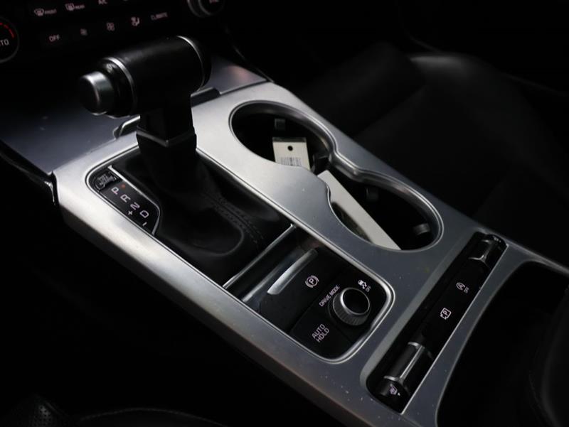 2022 KIA STINGER GT1