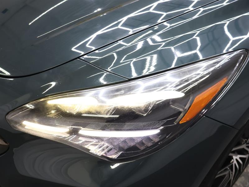2022 KIA STINGER GT1