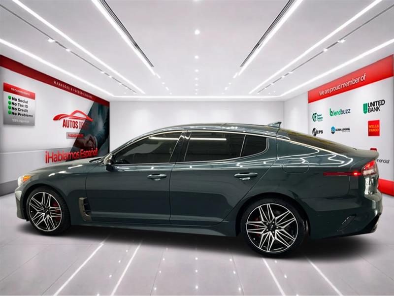2022 KIA STINGER GT1