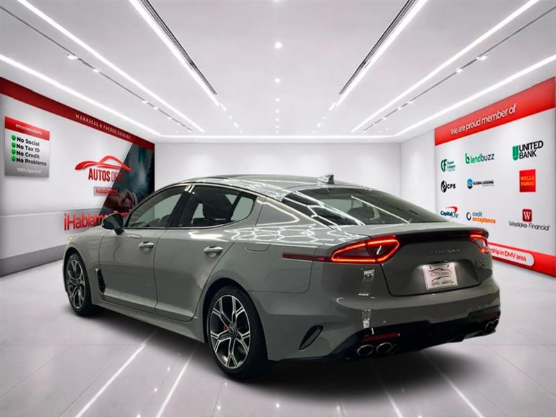 2019 KIA STINGER GT2
