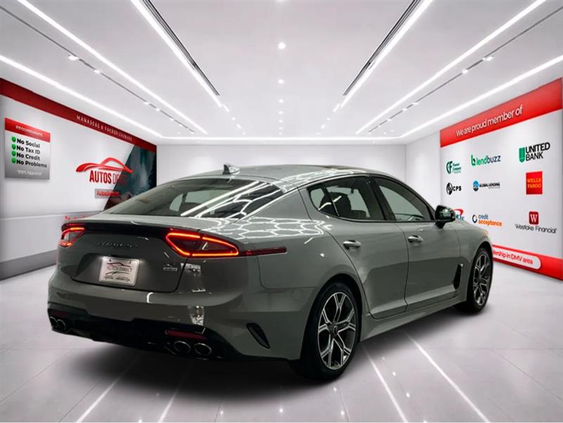 2019 KIA STINGER GT2