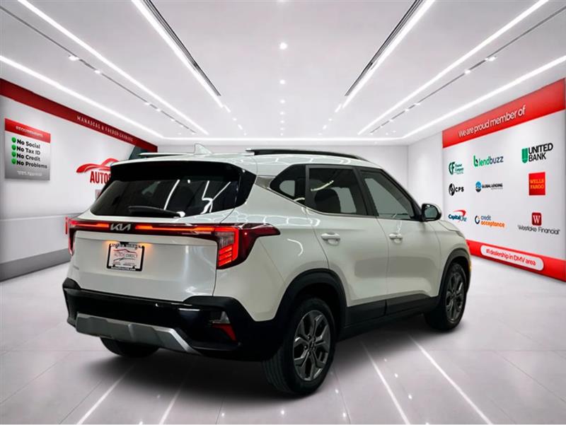 2024 KIA SELTOS S