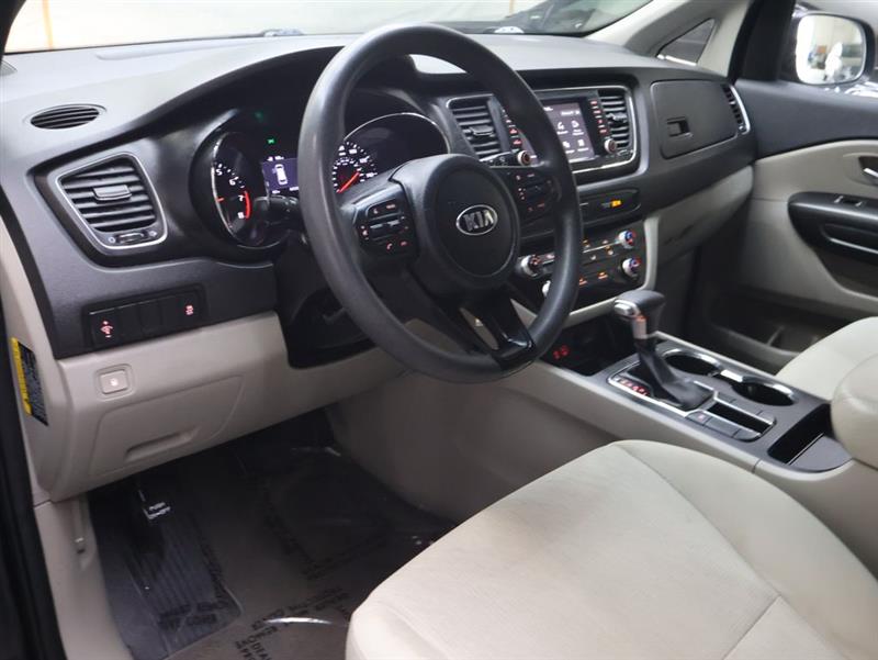 2020 KIA SEDONA LX