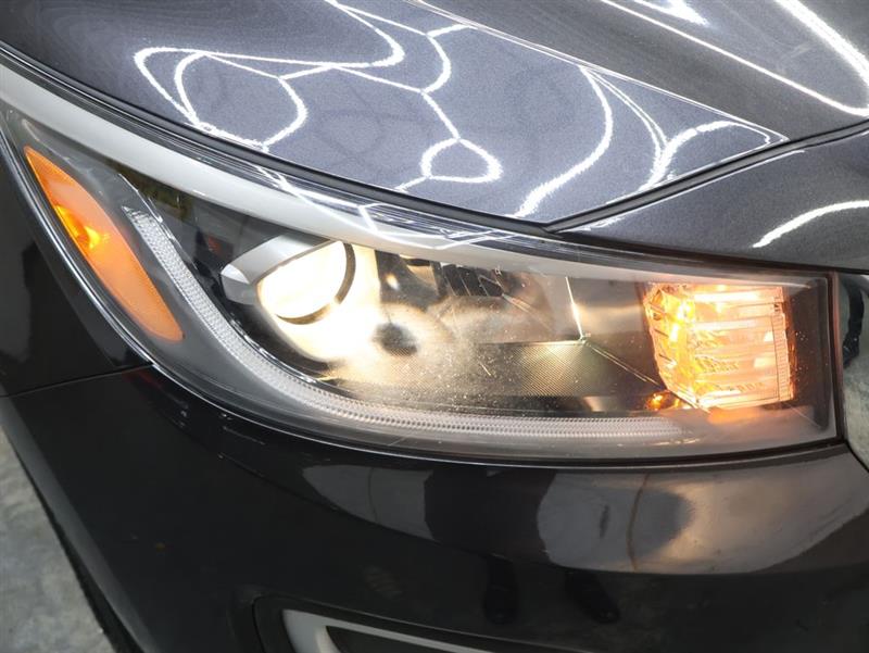 2020 KIA SEDONA LX