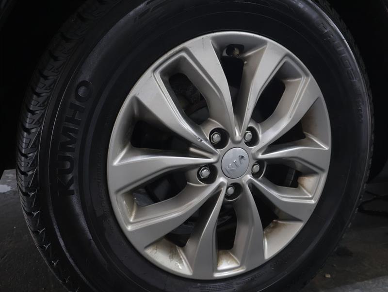 2020 KIA SEDONA LX