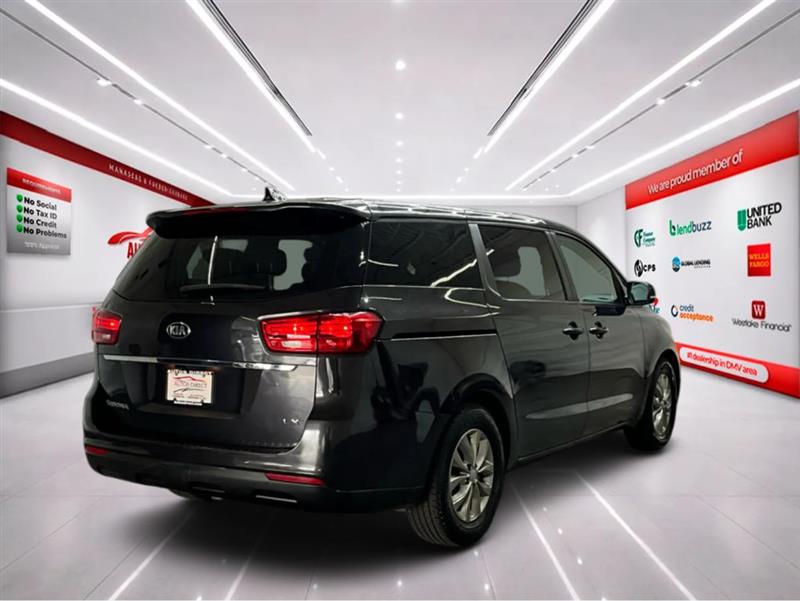 2020 KIA SEDONA LX